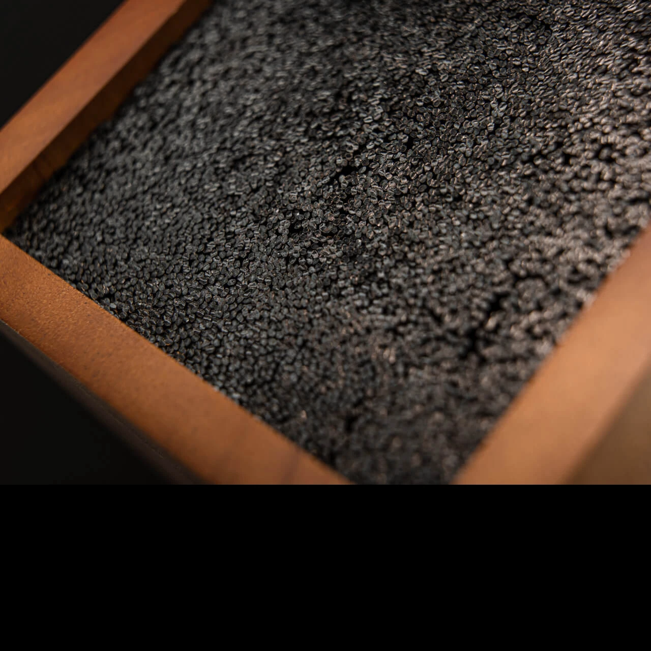 Boker Gusto Wood Knife Block 4 Boker Gusto Wood Knife Block - Image 2