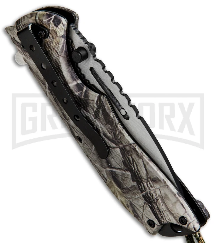 Boker Magnum 01LG097 Camo Companion Folding Knife - Two Tone Plain 5 Boker Magnum 01LG097 Camo Companion Folding Knife - Two Tone Plain - Image 3